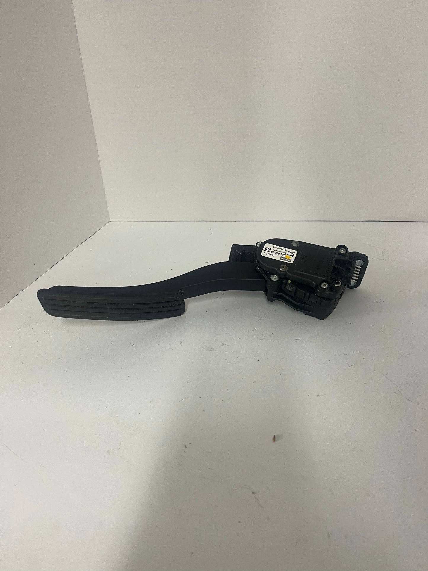 2011 Chevy Caprice Gas Pedal