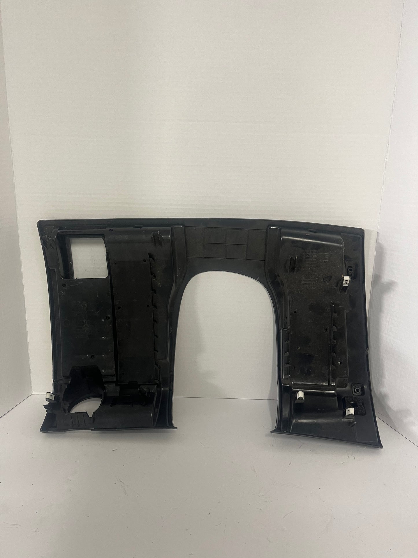 2011 Chevy Caprice Drivers Kick Panel Dash Column Cover